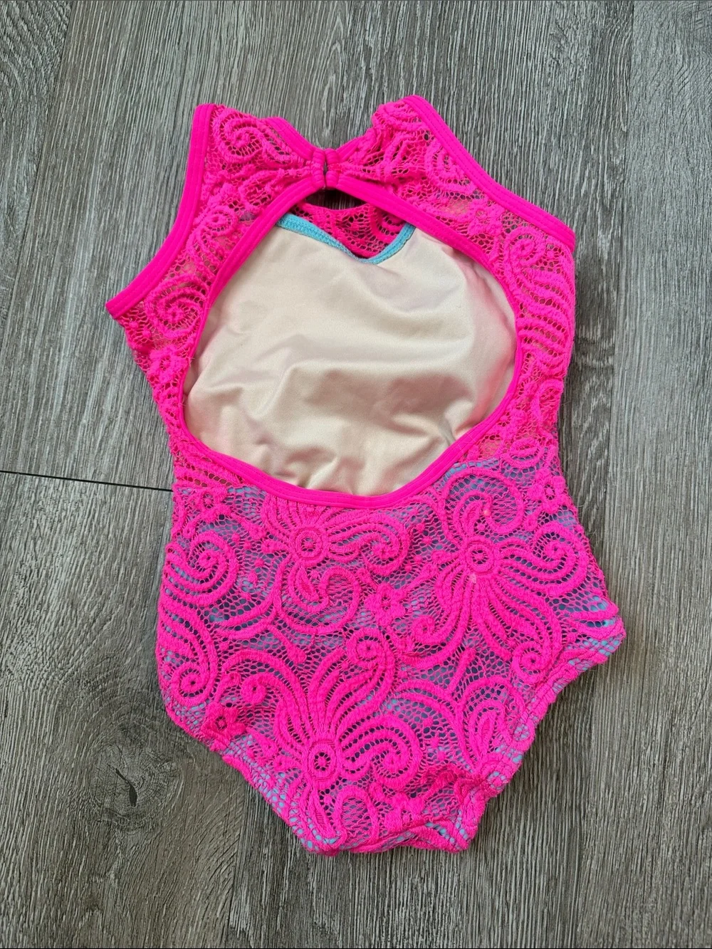 Kandi Kouture bright pink